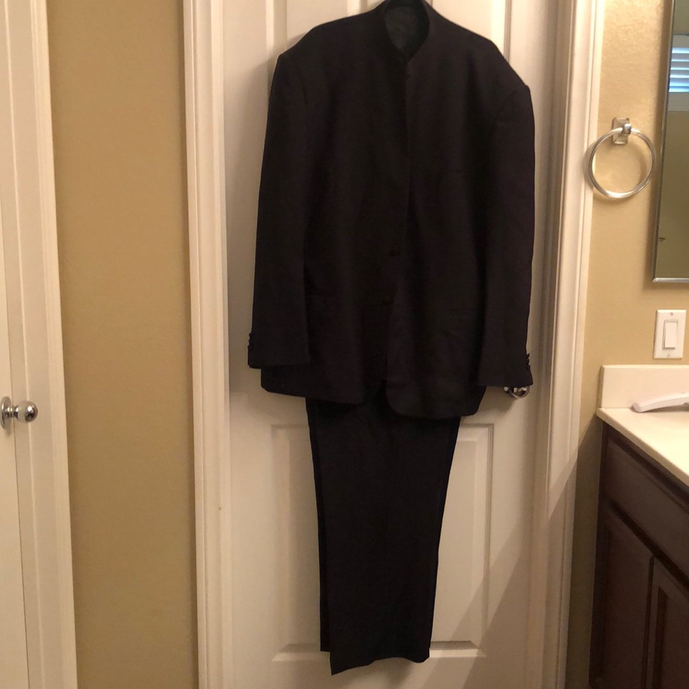 Richard Harris Suit #70